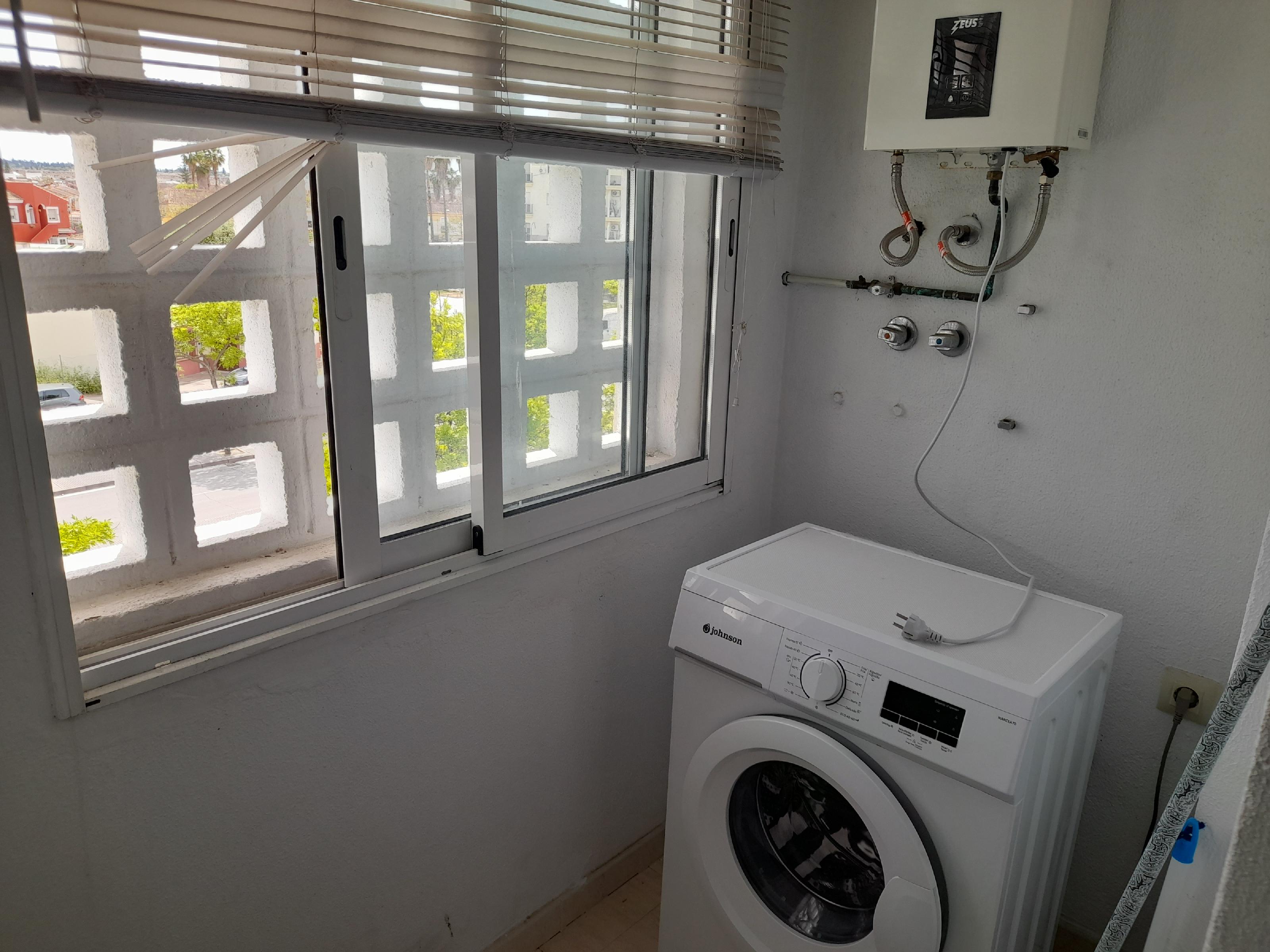 Imagen 6 Apartamento en venta en Jerez De La Frontera / A 500 metros del palacio de los deportes, Chapin