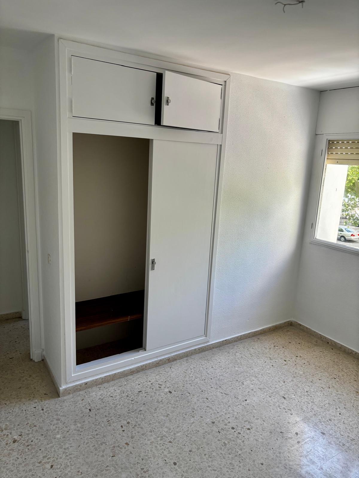 Imagen 11 Apartamento en venta en Jerez De La Frontera / A 300 metros del Hospital Universitario de Jerez