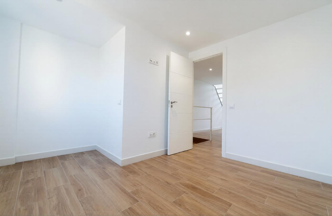 Imagen 3 Dúplex en venta en Sanlúcar De Barrameda / Muy cerca del mercadillo de Sanlucar