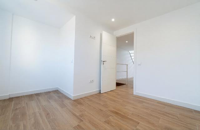 Imagen 3 Inmueble 302830 - Dúplex en venta en Sanlúcar De Barrameda / Muy cerca del mercadillo de Sanlucar
