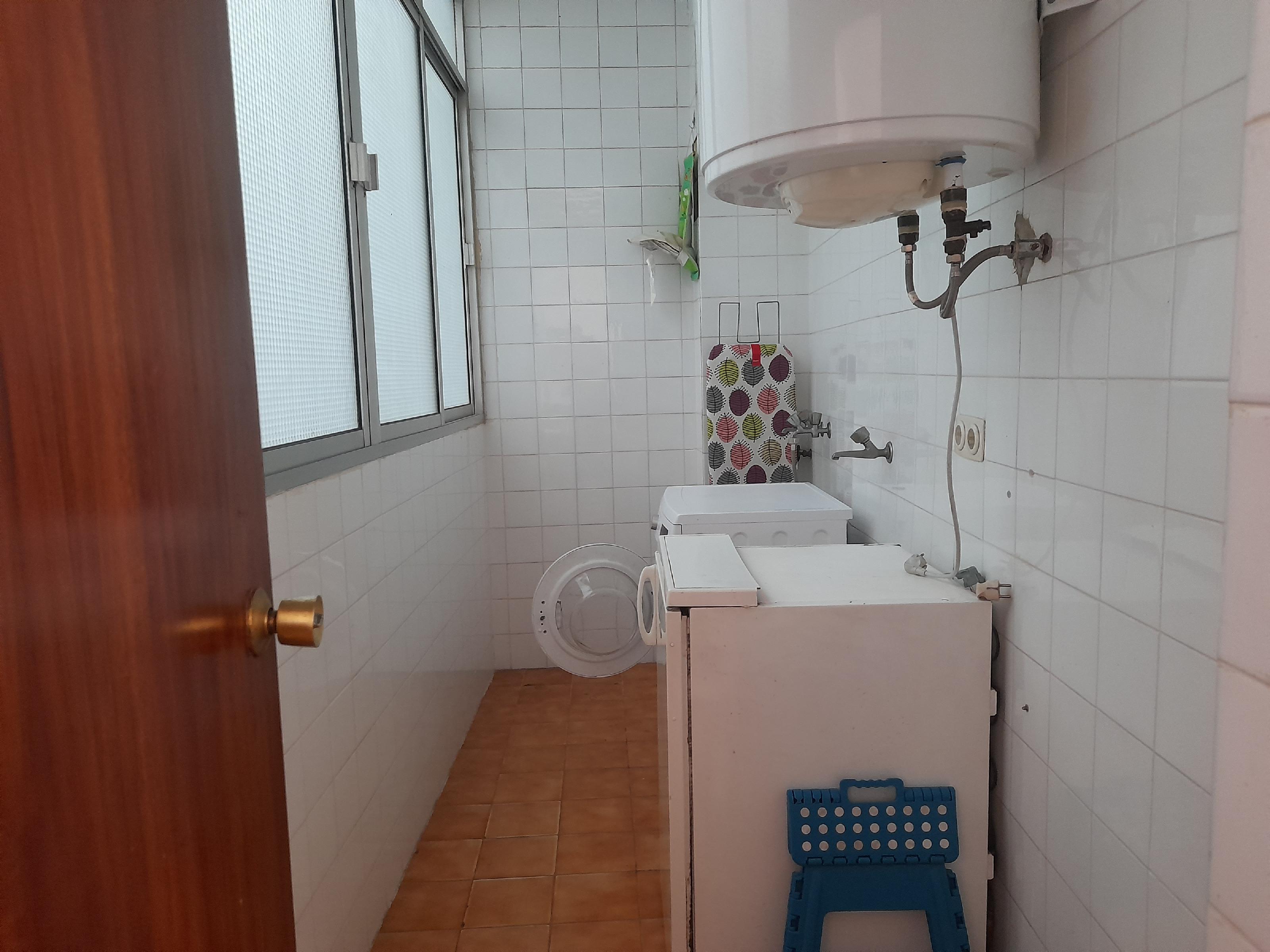 Imagen 12 Apartamento en venta en Jerez De La Frontera / Muy cerca del teatro Villa Marta