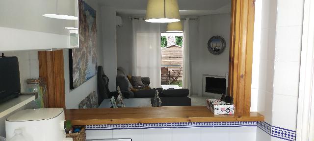 Imagen 5 Inmueble 303216 - Casa Adosada en venta en Puerto De Santa María (El) / A 100 metros del famoso Tk3