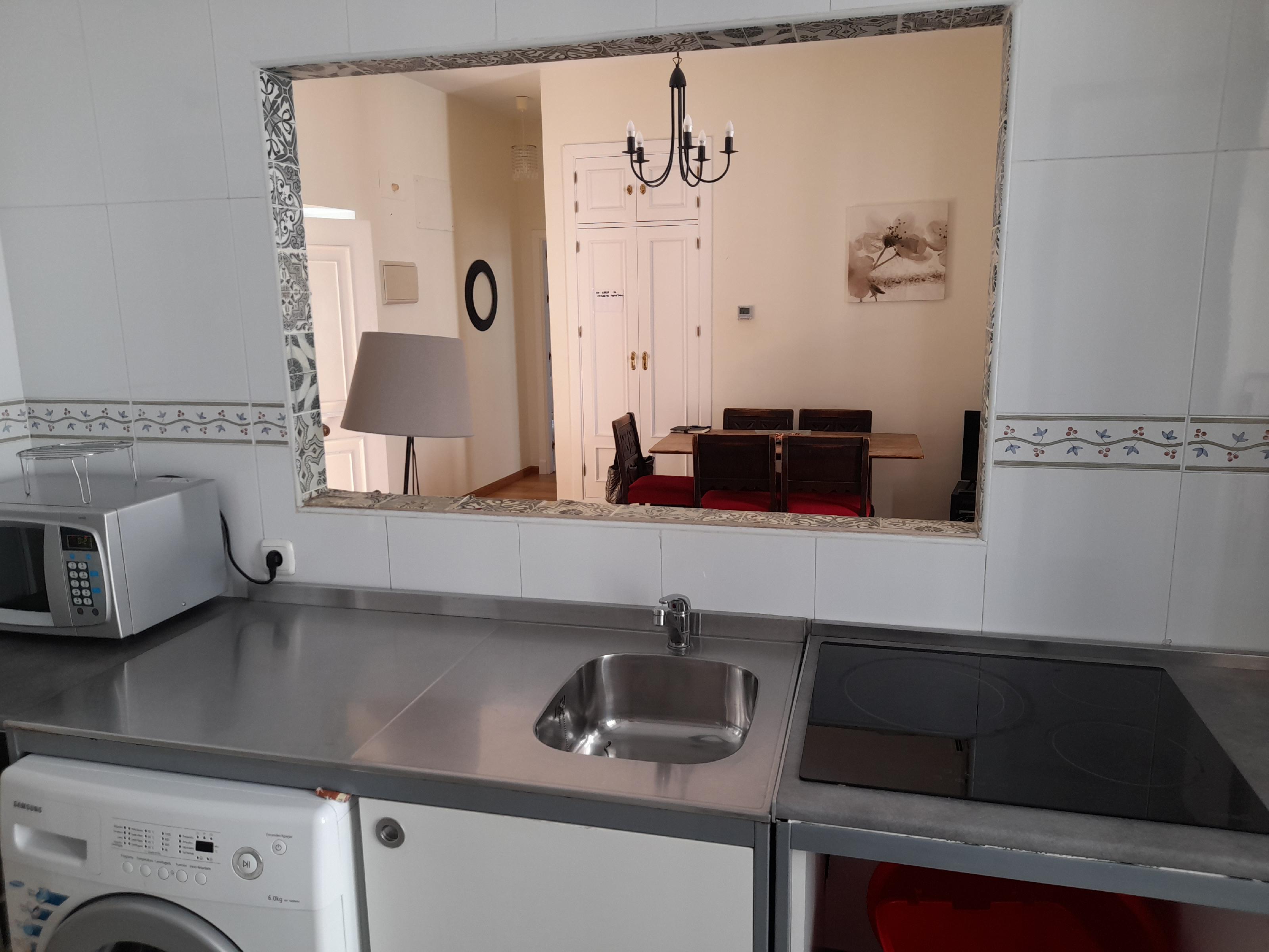 Imagen 4 Apartamento en venta en Jerez De La Frontera / A 300 metros de la Plaza Plateros 