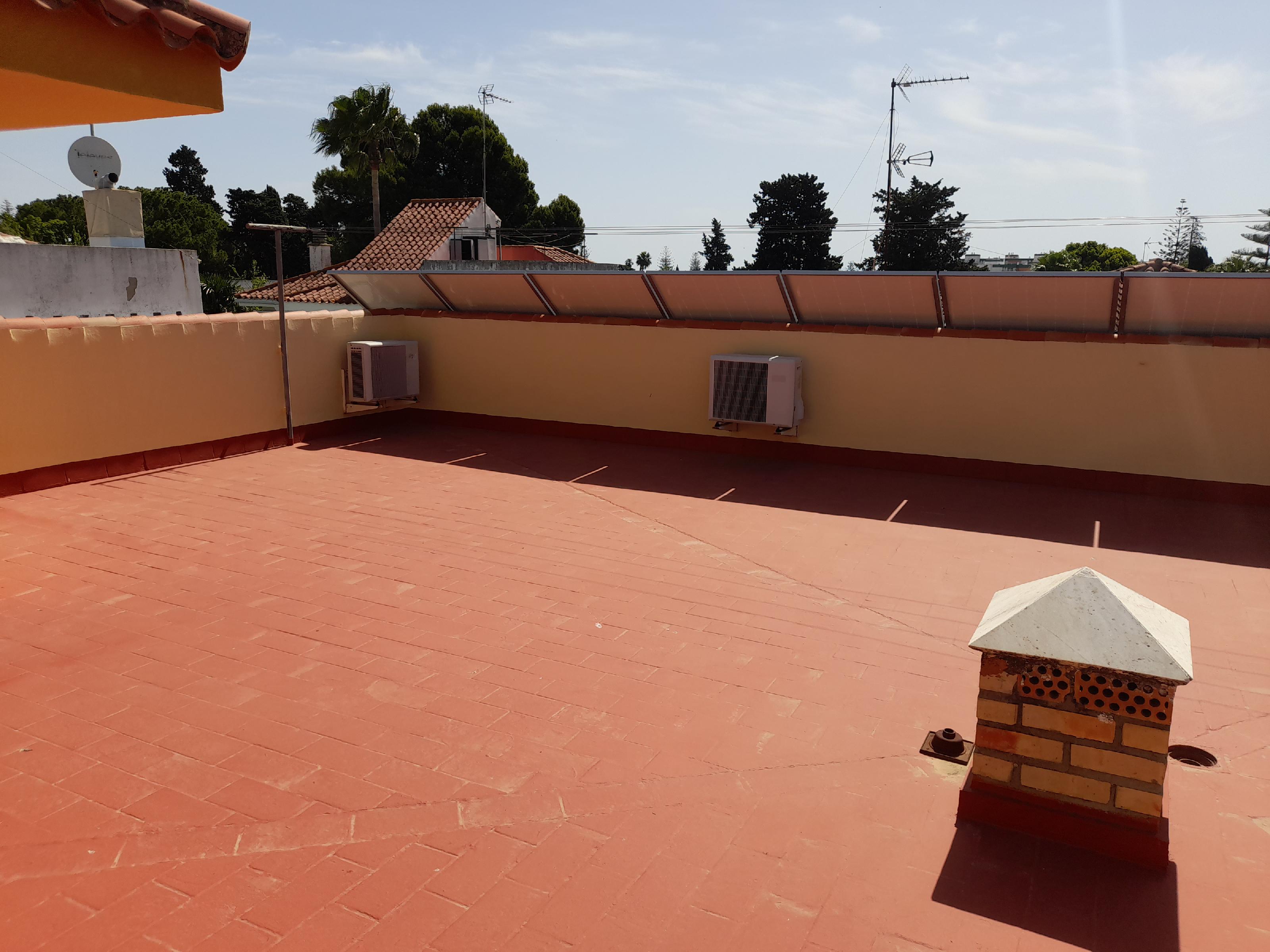 Imagen 23 Casa en venta en Jerez De La Frontera / A 120 metros del parque de los villares