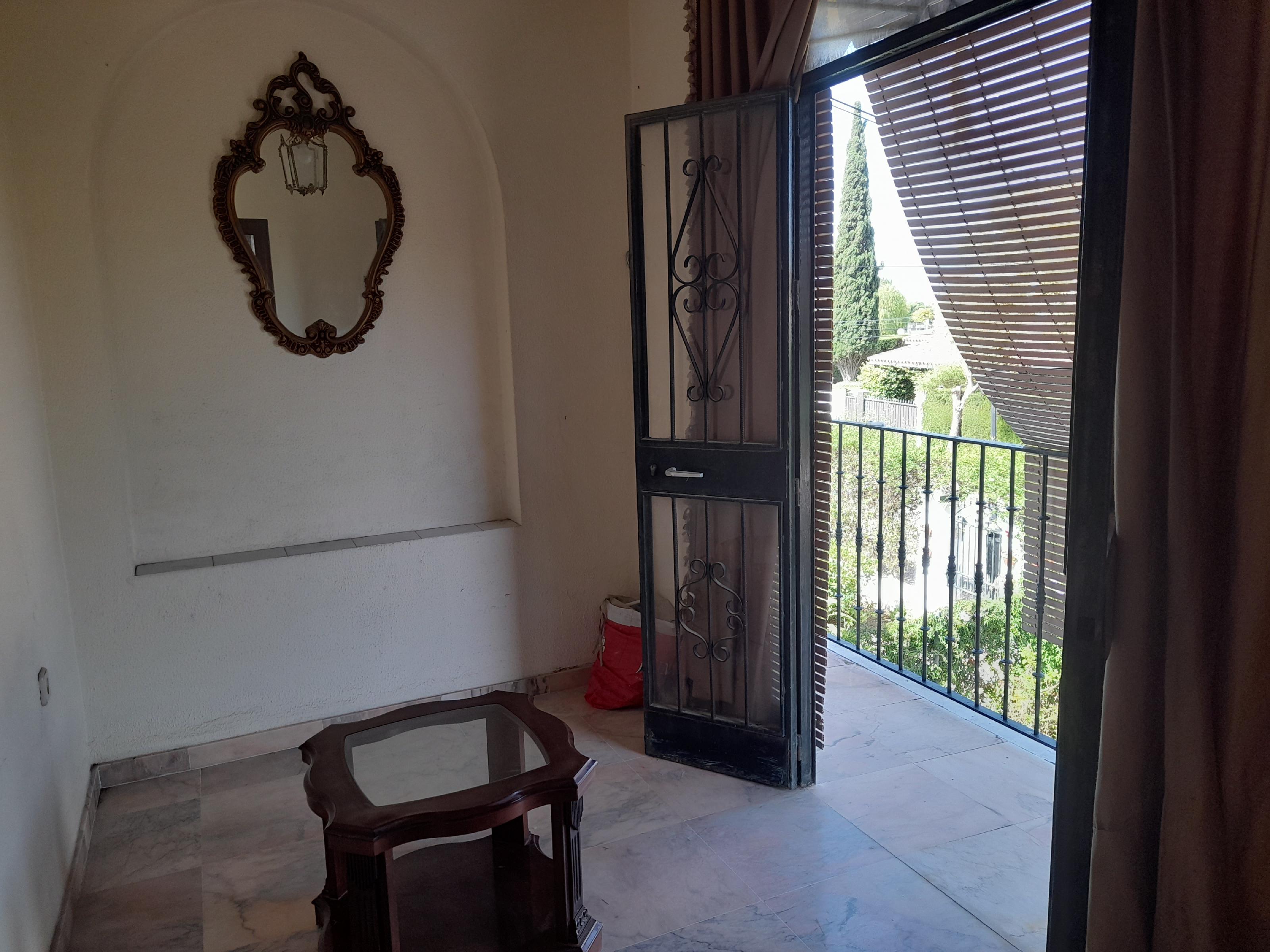 Imagen 6 Casa en venta en Jerez De La Frontera / A 120 metros del parque de los villares