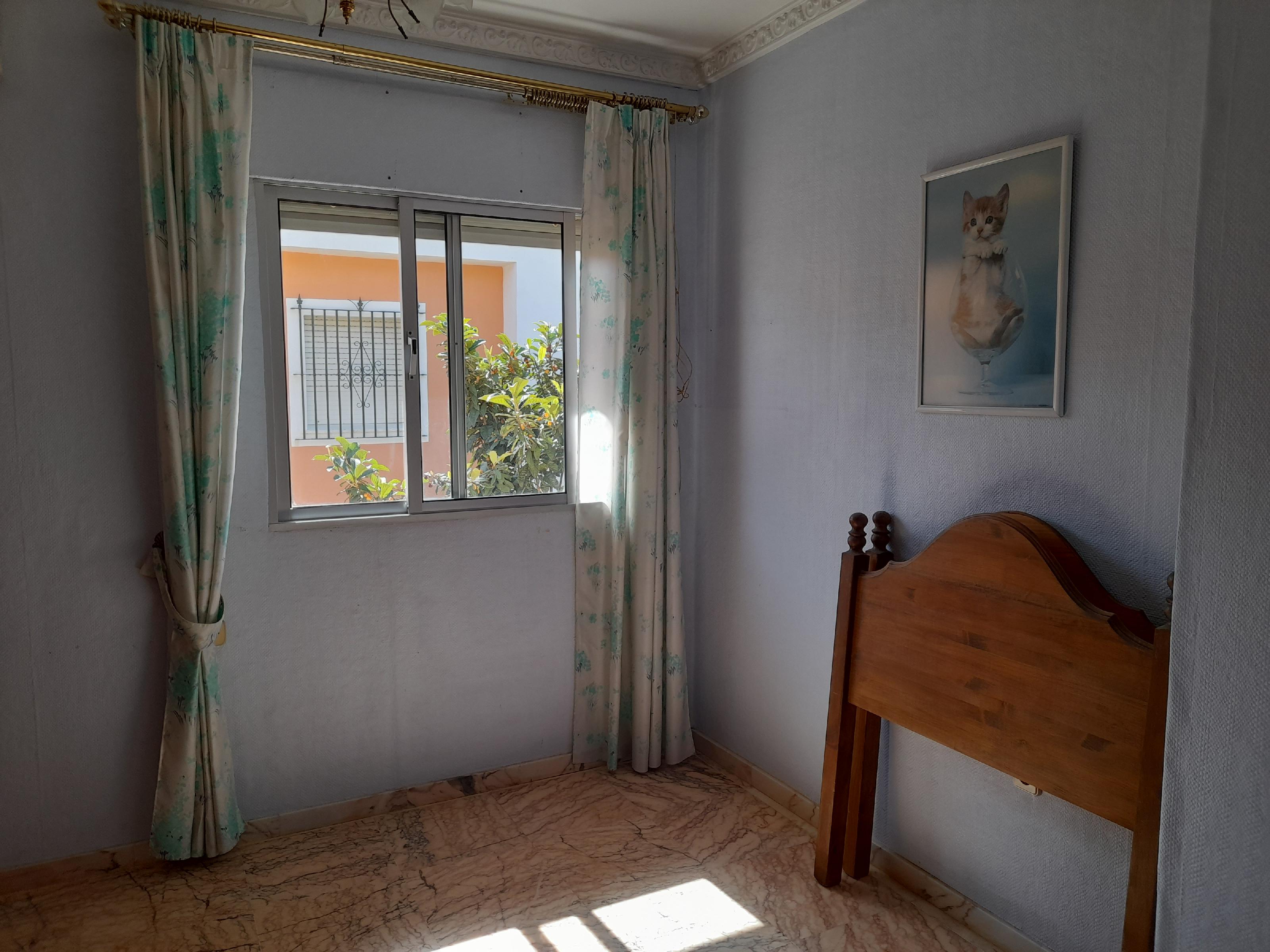Imagen 22 Casa en venta en Jerez De La Frontera / A 120 metros del parque de los villares