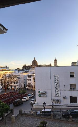 Imagen 2 Inmueble 303421 - Piso en venta en Jerez De La Frontera / A 100 metros de la Catedral de Jerez de la Frontera