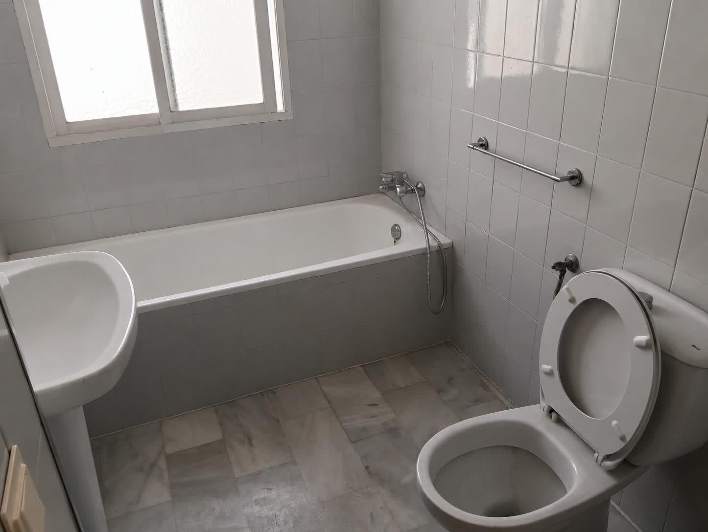 Imagen 11 Casa Adosada en venta en Jerez De La Frontera / A 100 metros de la Plaza del Mamelon