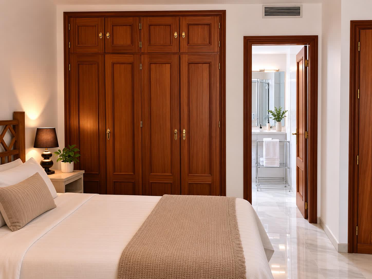 Imagen 5 Casa Adosada en venta en Jerez De La Frontera / A 100 metros de la Plaza del Mamelon