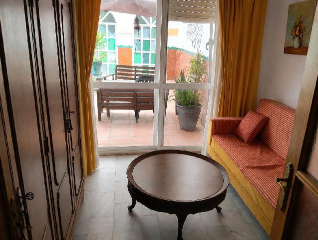 Imagen 7 Inmueble 303440 - Casa Adosada en venta en Jerez De La Frontera / A 100 metros de la Plaza del Mamelon