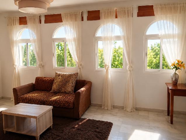 Imagen 1 Inmueble 303440 - Casa Adosada en venta en Jerez De La Frontera / A 100 metros de la Plaza del Mamelon