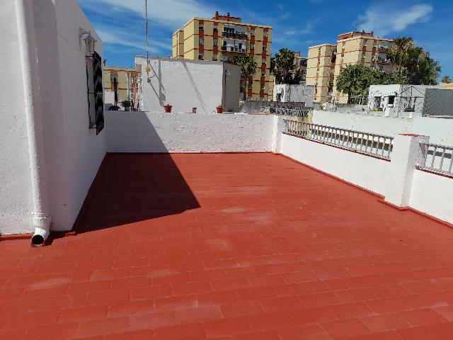 Imagen 16 Inmueble 303599 - Casa Adosada en venta en Puerto De Santa María (El) / A 400 metros de la plaza de toros y ...