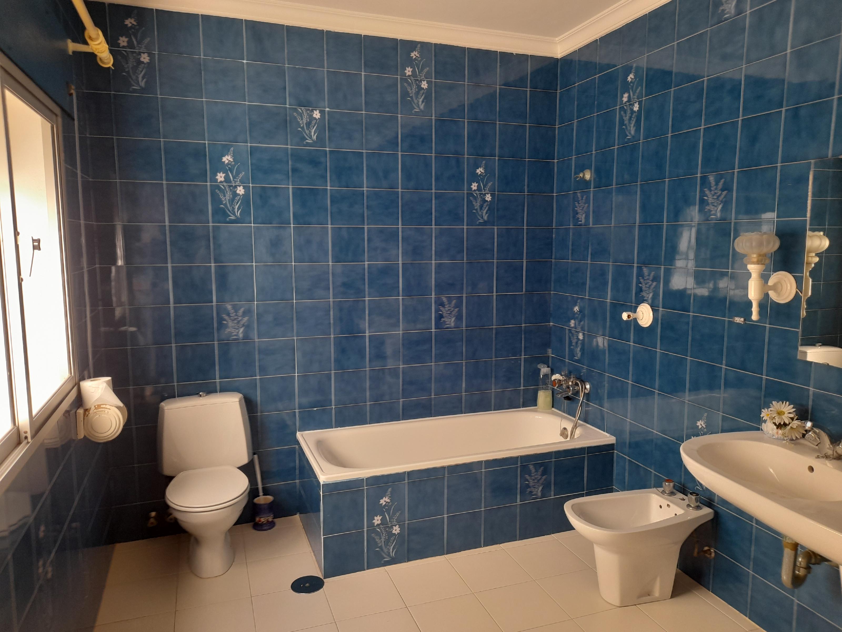 Imagen 10 Casa Adosada en venta en Puerto De Santa María El / A 400 metros de la plaza de toros y ...