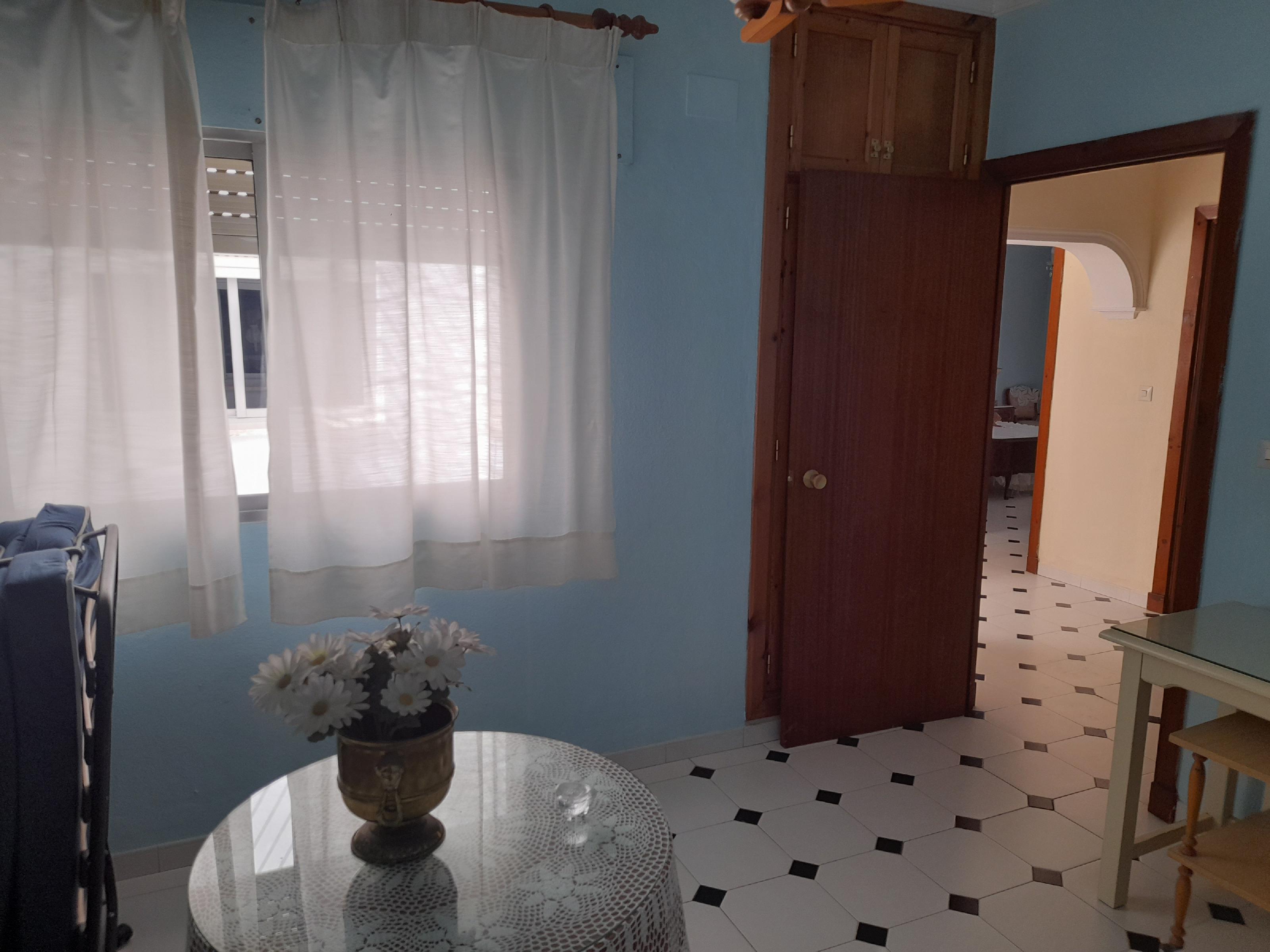 Imagen 5 Casa Adosada en venta en Puerto De Santa María El / A 400 metros de la plaza de toros y ...