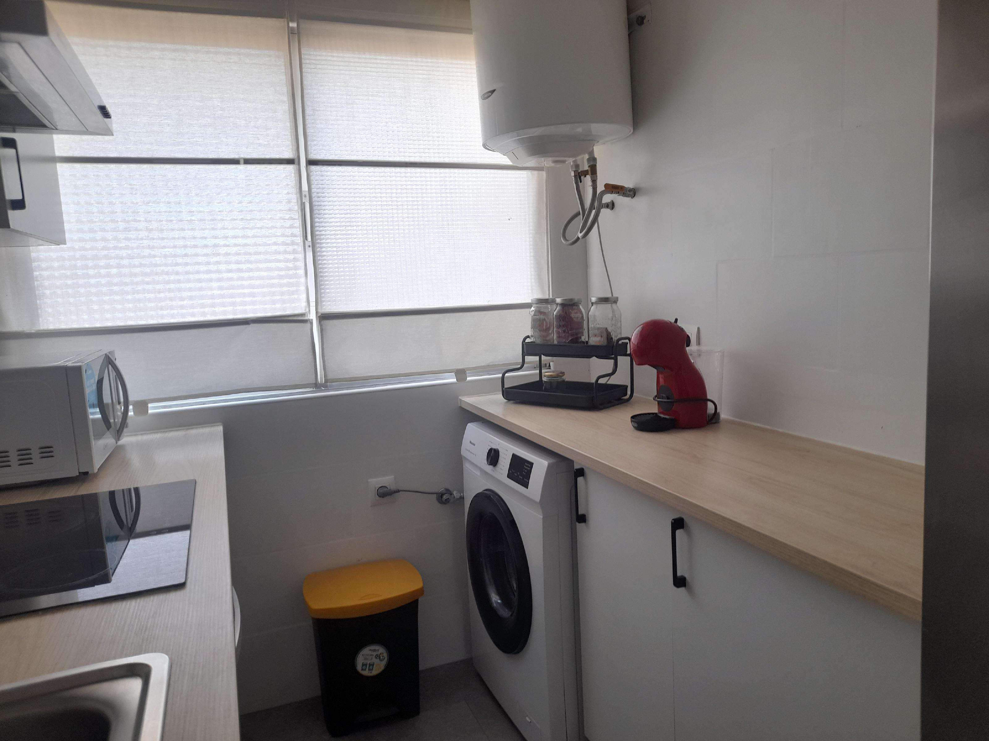 Imagen 7 Apartamento en venta en Jerez De La Frontera / A 300 metros del Hospital Universitario de ...