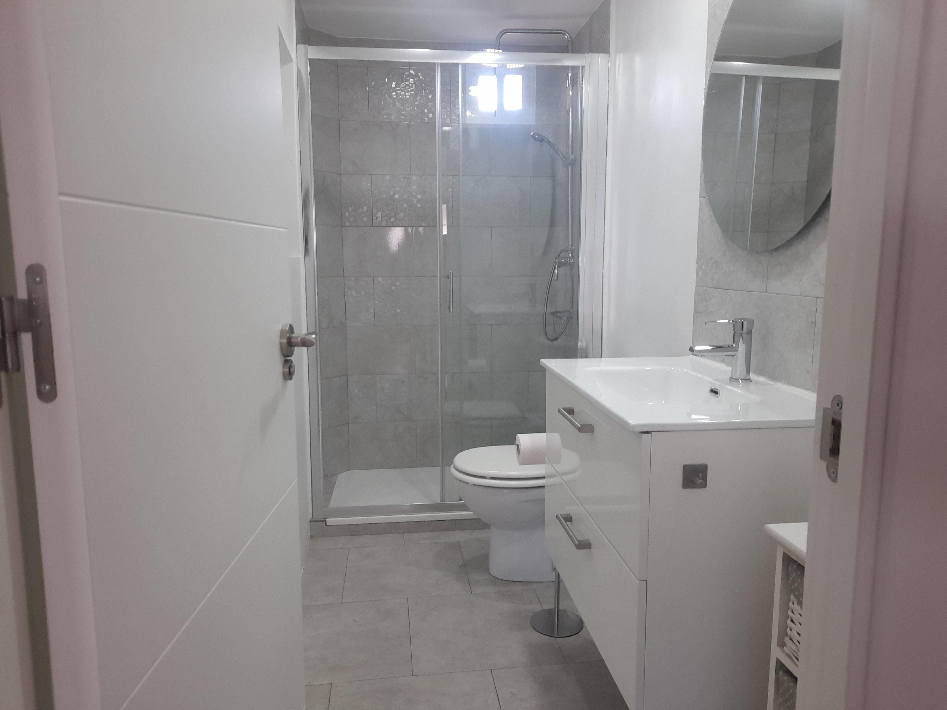 Imagen 10 Apartamento en venta en Jerez De La Frontera / A 300 metros del Hospital Universitario de ...