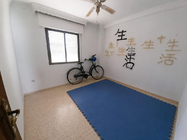 Imagen 11 Inmueble 303790 - Piso en venta en Jerez De La Frontera / Cerca del Centro Comercial la Asunción.