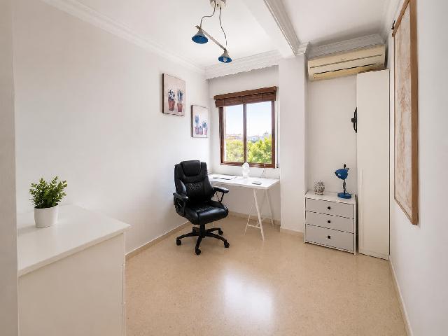 Imagen 14 Inmueble 303790 - Piso en venta en Jerez De La Frontera / Cerca del Centro Comercial la Asunción.