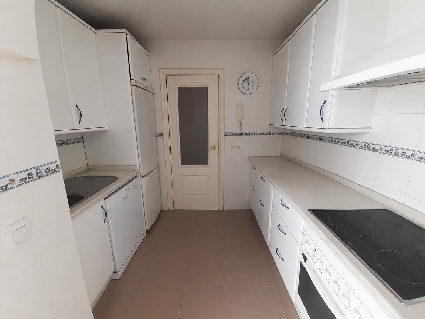 Imagen 6 Apartamento en venta en Jerez De La Frontera / A 200 metros de la Plaza de Toros de Jerez ...