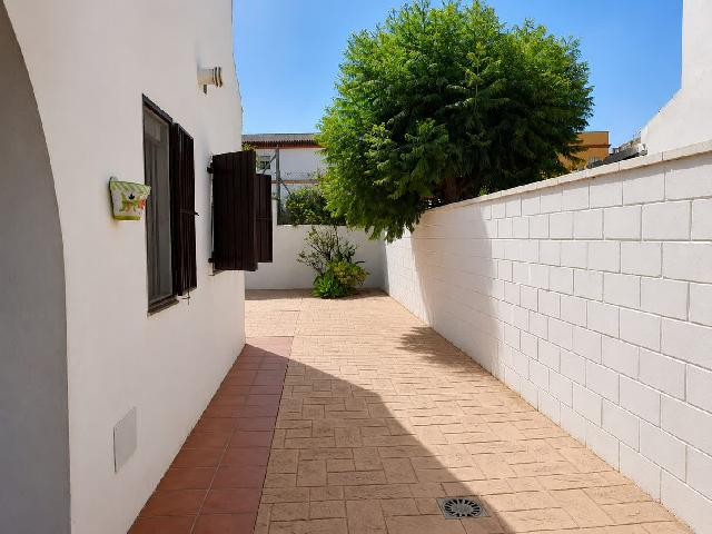 Imagen 17 Inmueble 304302 - Casa Pareada en venta en Sanlúcar De Barrameda / A 1 km de la playa Bajo de Guia