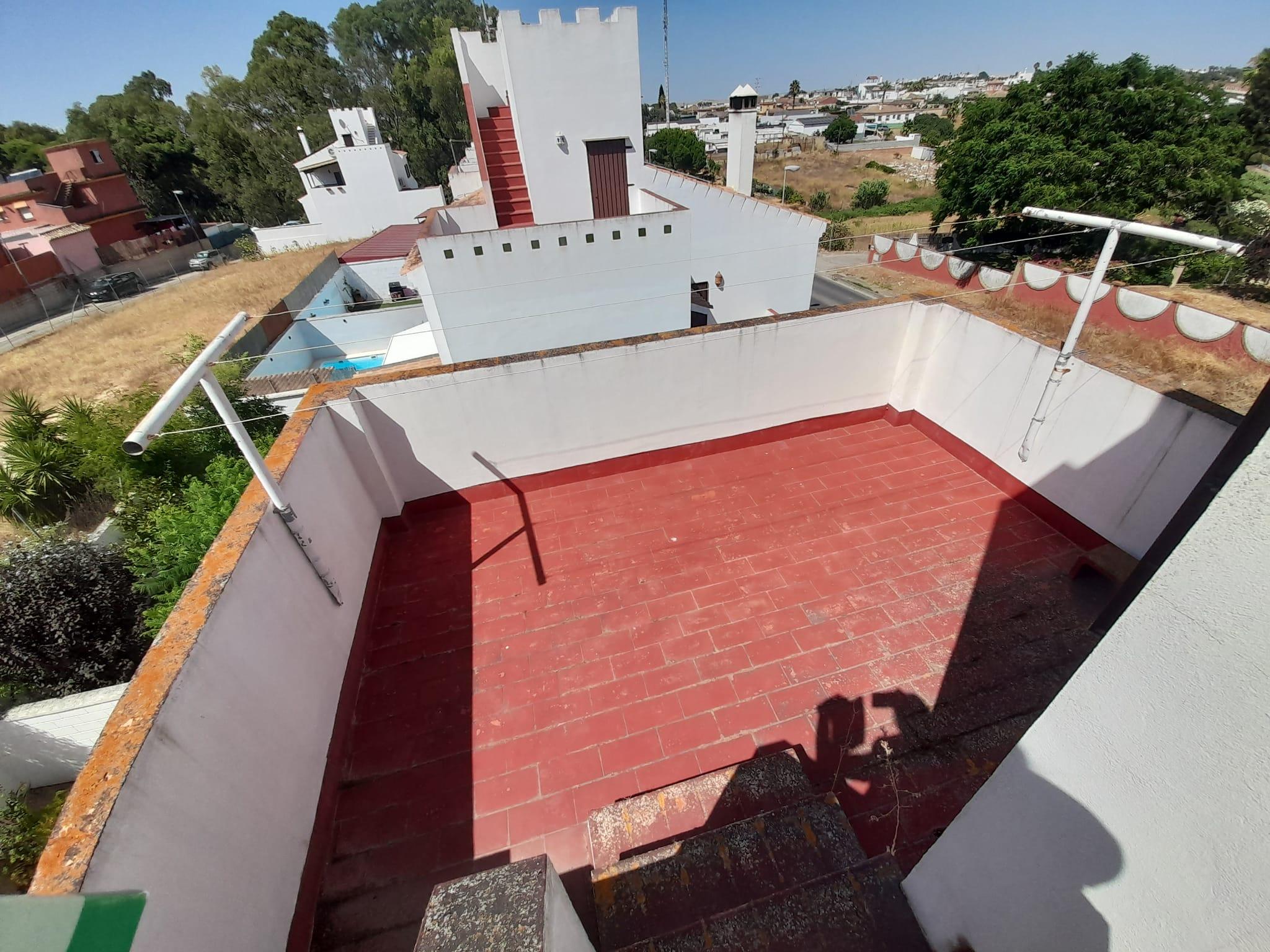 Imagen 19 Casa Pareada en venta en Sanlúcar De Barrameda / A 1 km de la playa Bajo de Guia