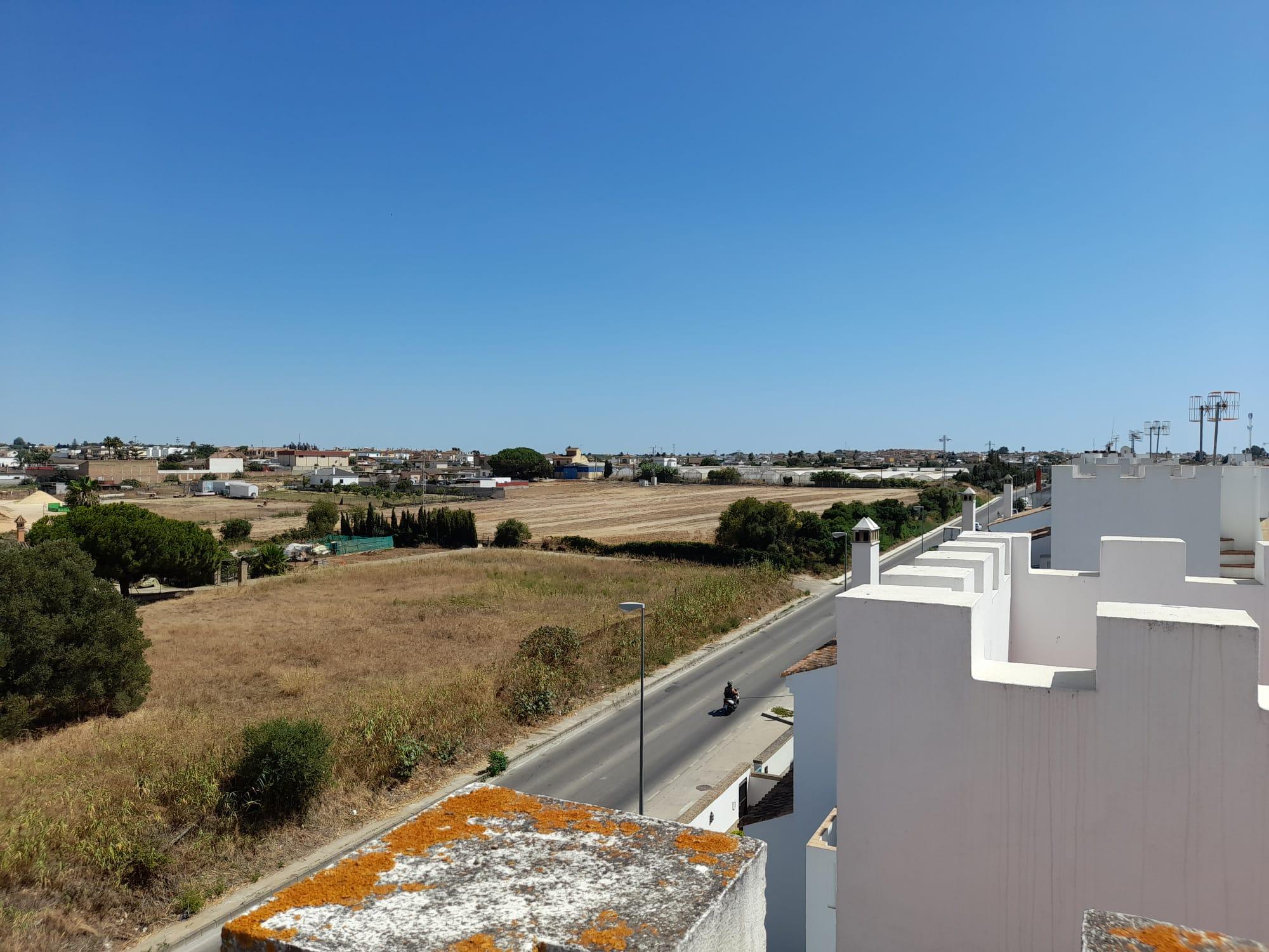 Imagen 20 Casa Pareada en venta en Sanlúcar De Barrameda / A 1 km de la playa Bajo de Guia