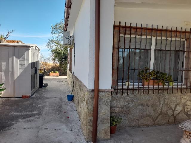 Imagen 17 Inmueble 304423 - Casa en venta en Medina-sidonia / A 1km de la Estacion Repsol de la salida 10 de Jerez. 