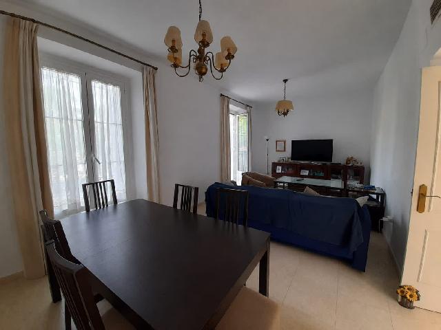 Imagen 2 Inmueble 304729 - Piso en venta en Jerez De La Frontera / A 90 metros de la Plaza del Arenal y a 70 del Alcazar