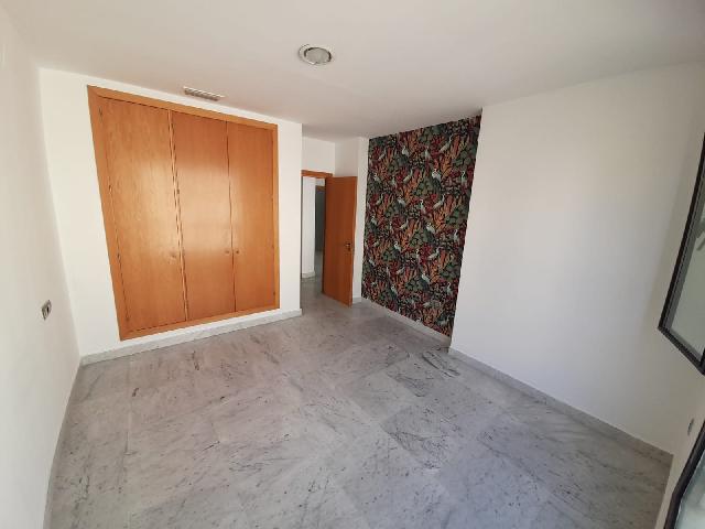 Imagen 12 Inmueble 304957 - Piso en venta en Jerez De La Frontera / A 200 metros de la Plaza del Mamelon