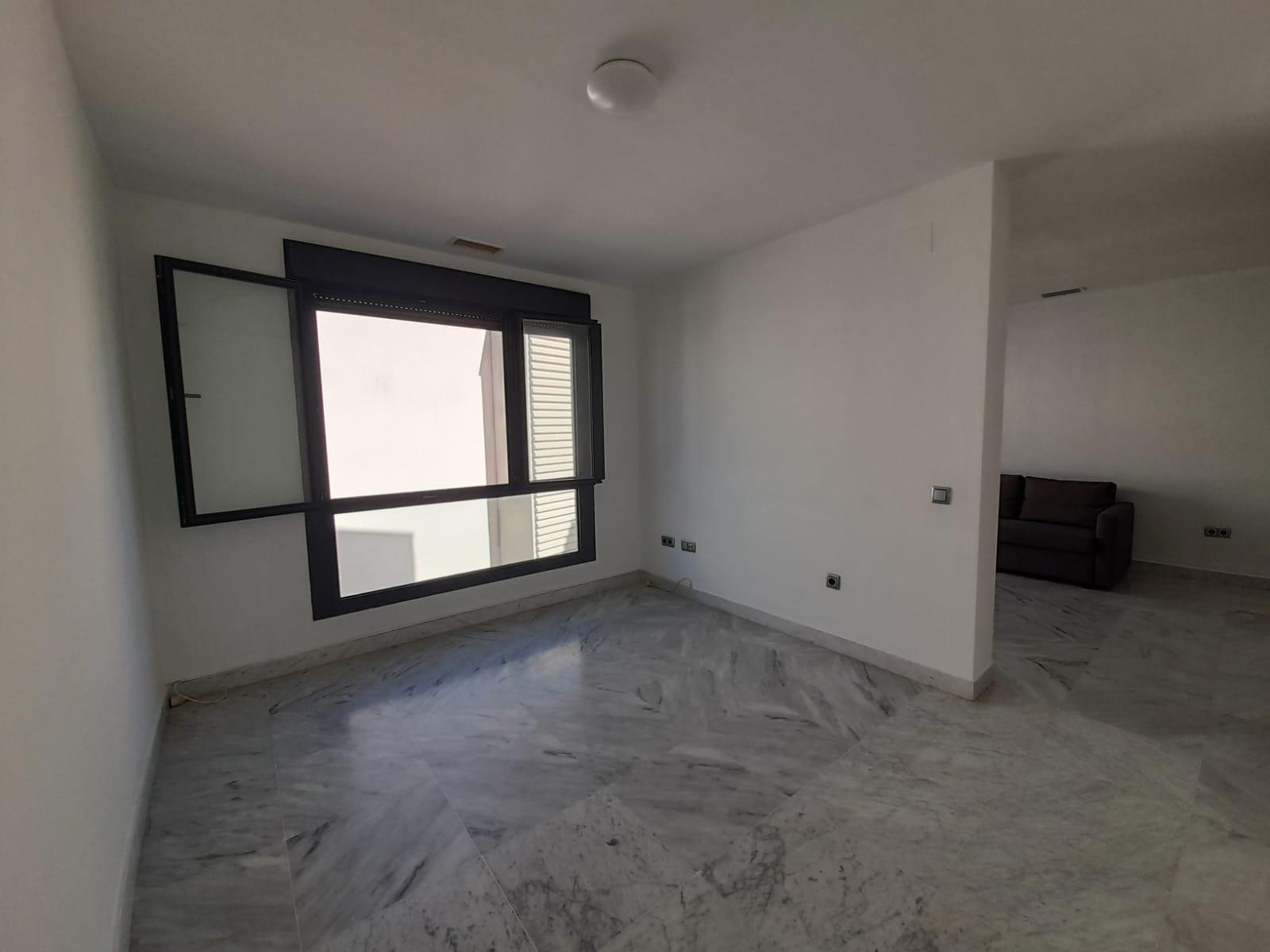 Imagen 10 Piso en venta en Jerez De La Frontera / A 200 metros de la Plaza del Mamelon