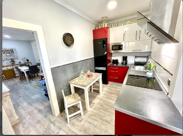 Imagen 4 Inmueble 305049 - Planta Baja en venta en Puerto De Santa María (El) / A escasos 100 metros la playa Valdela...