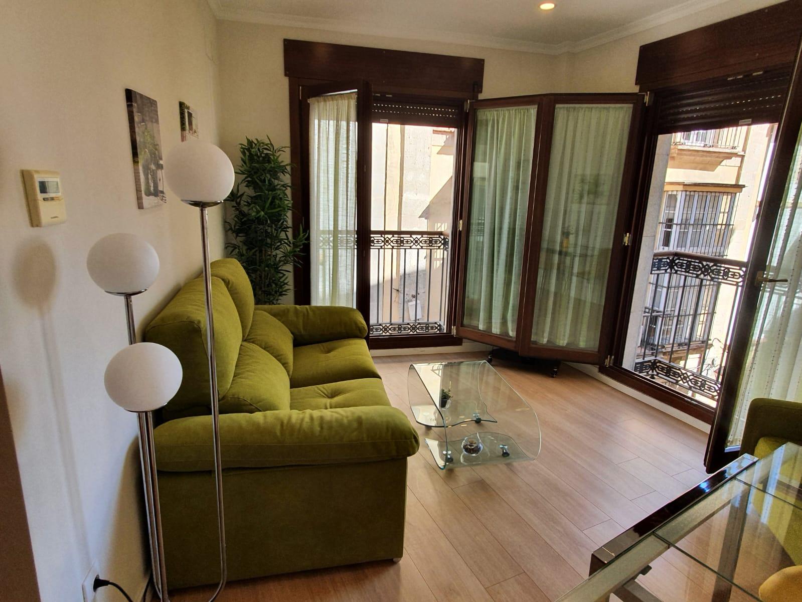 Imagen 1 Piso en venta en Jerez De La Frontera / A 40 metros de la iglesia de la plaza Plateros