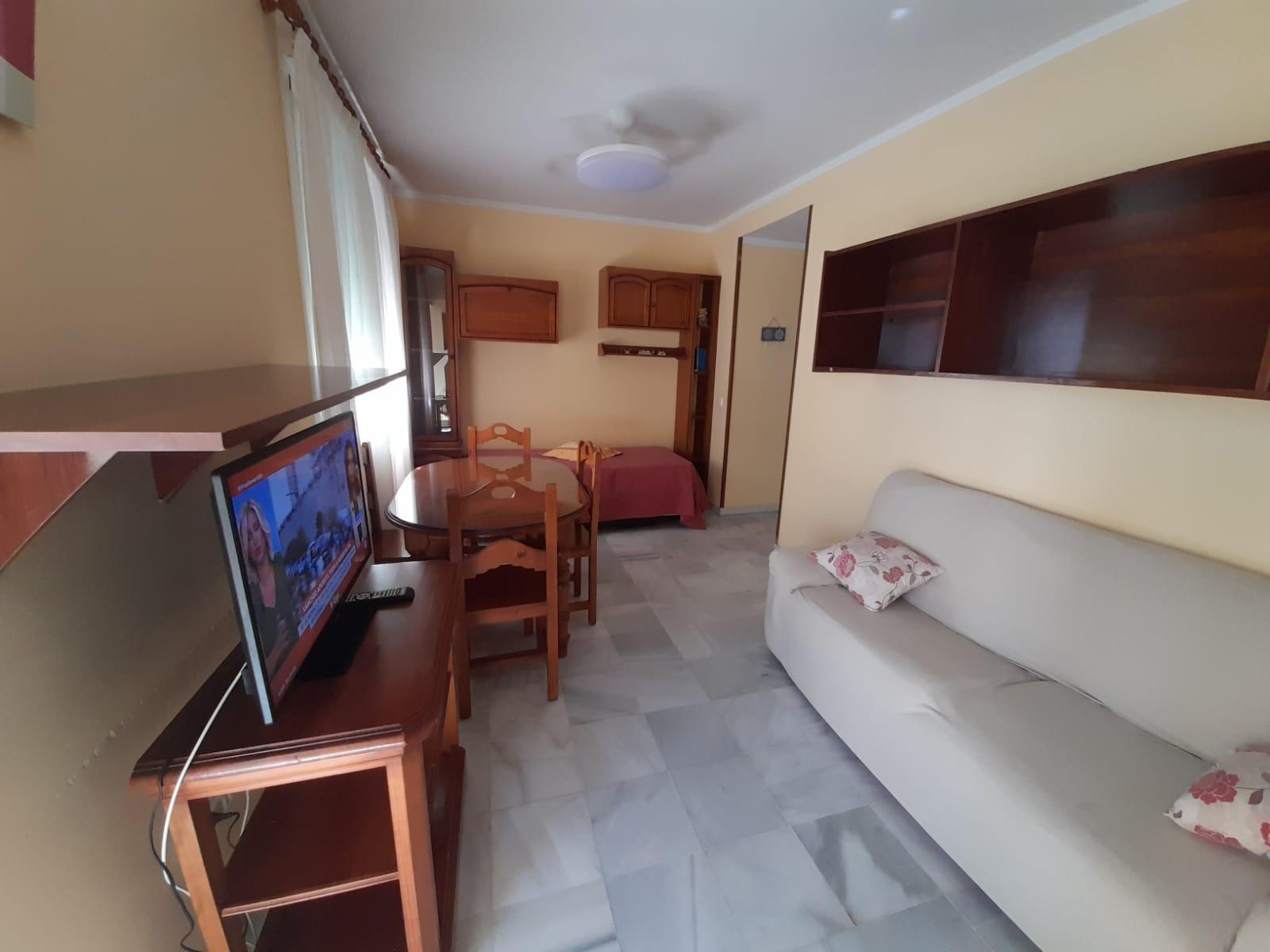 Imagen 4 Apartamento en venta en Puerto De Santa María El / A 250 metros de la la Playa Valdelagrana