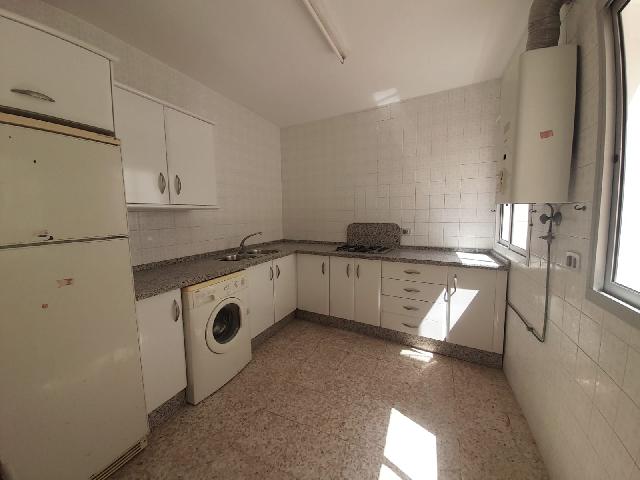 Imagen 1 Inmueble 305563 - Apartamento en venta en Sanlúcar De Barrameda / A 200 metros de la Plaza Gran Cinema