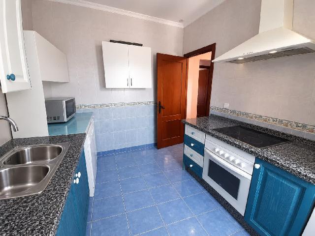 Imagen 3 Inmueble 305579 - Casa Adosada en venta en Puerto De Santa María (El) / A 500 metros de la pista deportiva C...