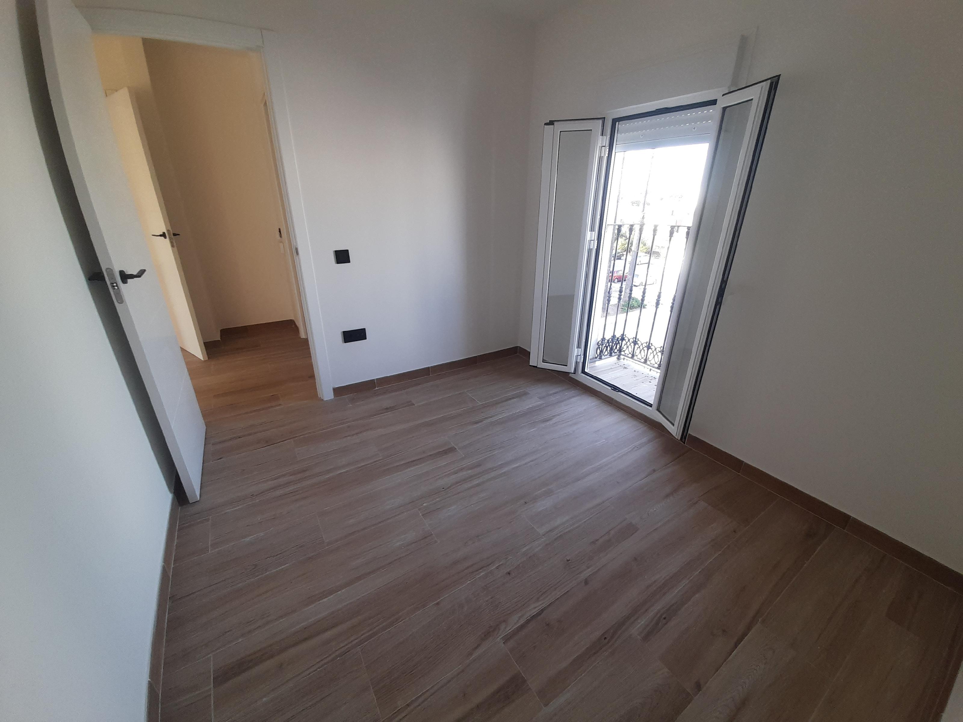 Imagen 17 Apartamento en venta en Sanlúcar De Barrameda / A 300 metros del Estadio el Palmar
