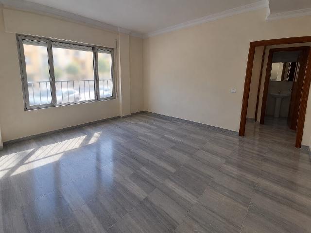 Imagen 1 Inmueble 305729 - Casa Adosada en venta en Jerez De La Frontera / A 200 metros del club social Avenida de Arcos