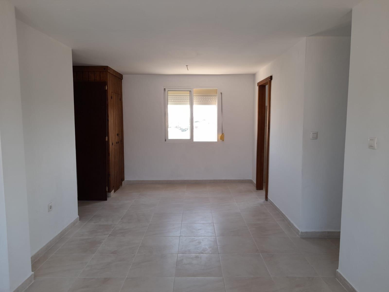 Imagen 2 Apartamento en venta en Sanlúcar De Barrameda / A 400 metros de la playa Bajo de Guía