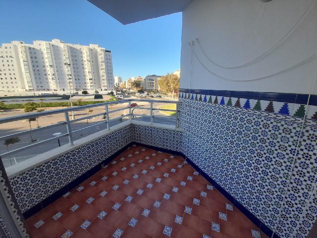 Imagen 2 Inmueble 306806 - Piso en venta en Puerto De Santa María (El) / A 50 metros de la playa Valdelagrana