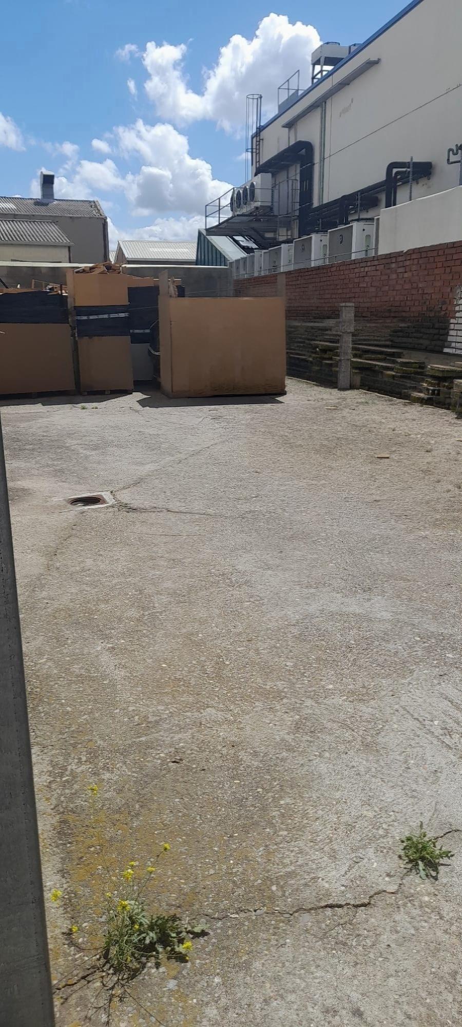 Imagen 3 Local Industrial en venta en Getafe / Calle Impresores en Getafe