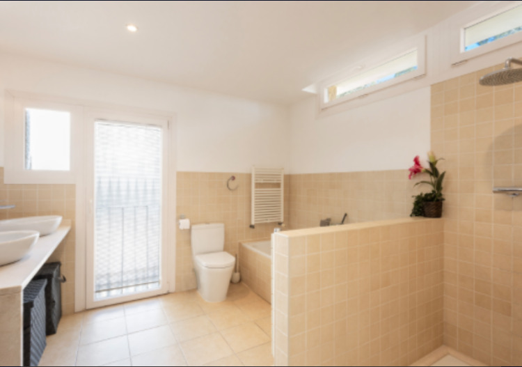 Imagen 12 Casa Aislada en venta en Calvià / Situada a 100 metros de Cala Blanca