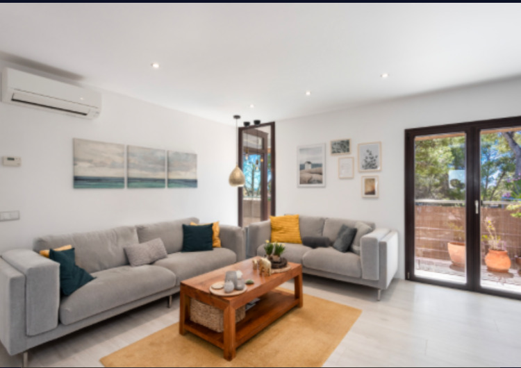 Imagen 21 Casa Aislada en venta en Calvià / Situada a 100 metros de Cala Blanca