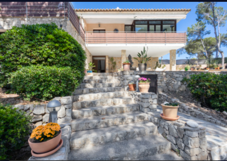 Imagen 27 Casa Aislada en venta en Calvià / Situada a 100 metros de Cala Blanca