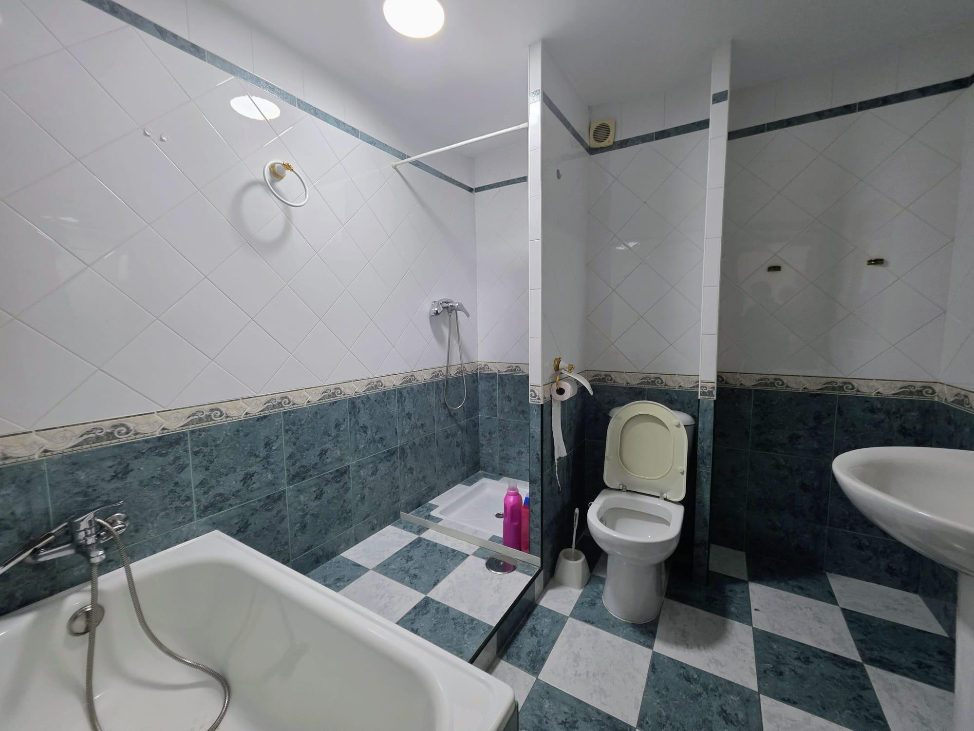 Imagen 6 Piso en venta en Chiclana De La Frontera / Barriada fuente amarga