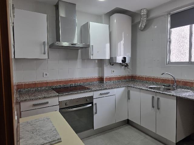 Imagen 7 Inmueble 300358 - Piso en venta en Chiclana De La Frontera / Barriada fuente amarga