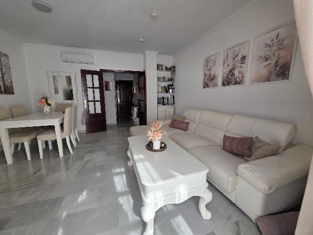 Imagen 14 Inmueble 300875 - Piso en venta en Chiclana De La Frontera / Situada en el centro de la ciudad  