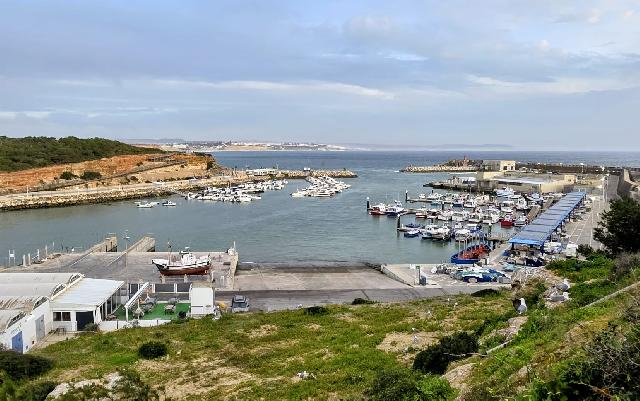 Imagen 9 Inmueble 300910 - Solar Urbano en venta en Conil De La Frontera / Situada cerca de las playas y puerto pesquero.