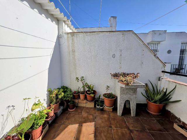 Imagen 9 Inmueble 301263 - Casa Adosada en venta en Puerto Real / Vivienda en una zona tranquila del rio san Pedro