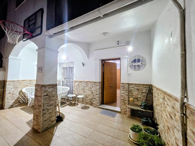 Imagen 17 Inmueble 301309 - Casa Adosada en venta en Puerto Real / Situada en puerto Real  zona de moda y bien comunicada.