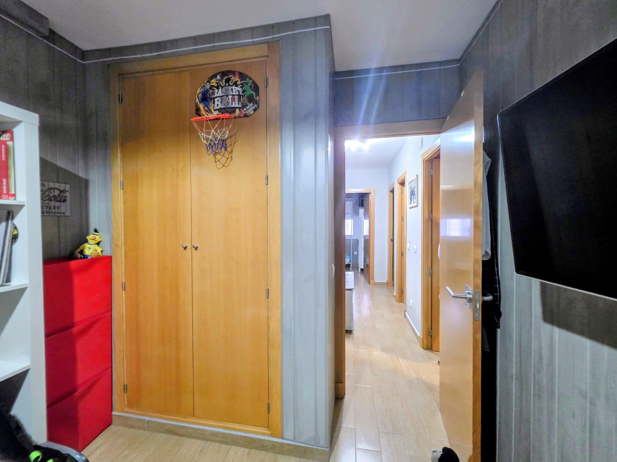 Imagen 23 Casa Adosada en venta en Puerto Real / Situada en puerto Real  zona de moda y bien comunicada.